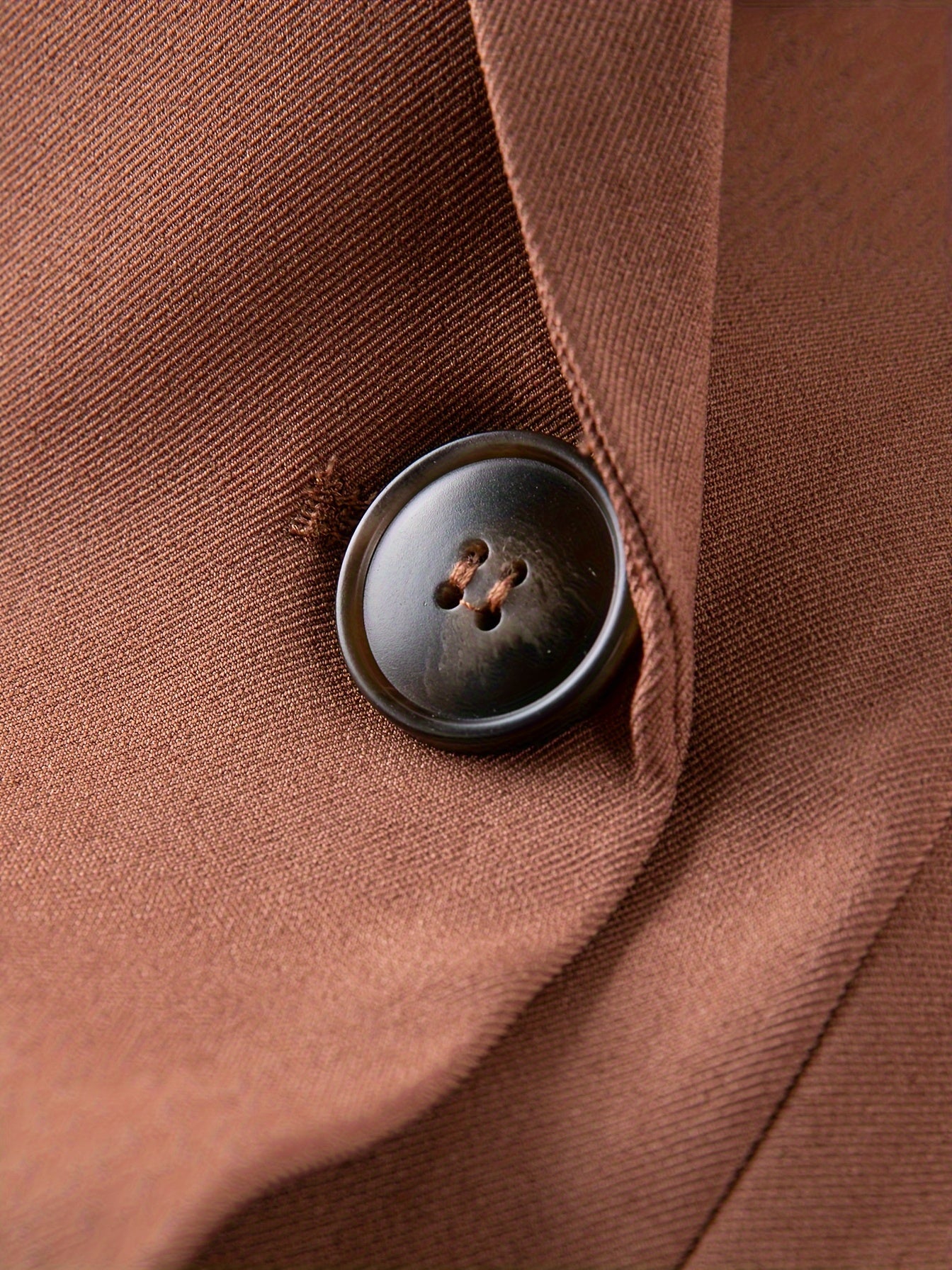 Spring and Autumn New Fashion Commuting Slimming Suit, Simple Commuting Suit