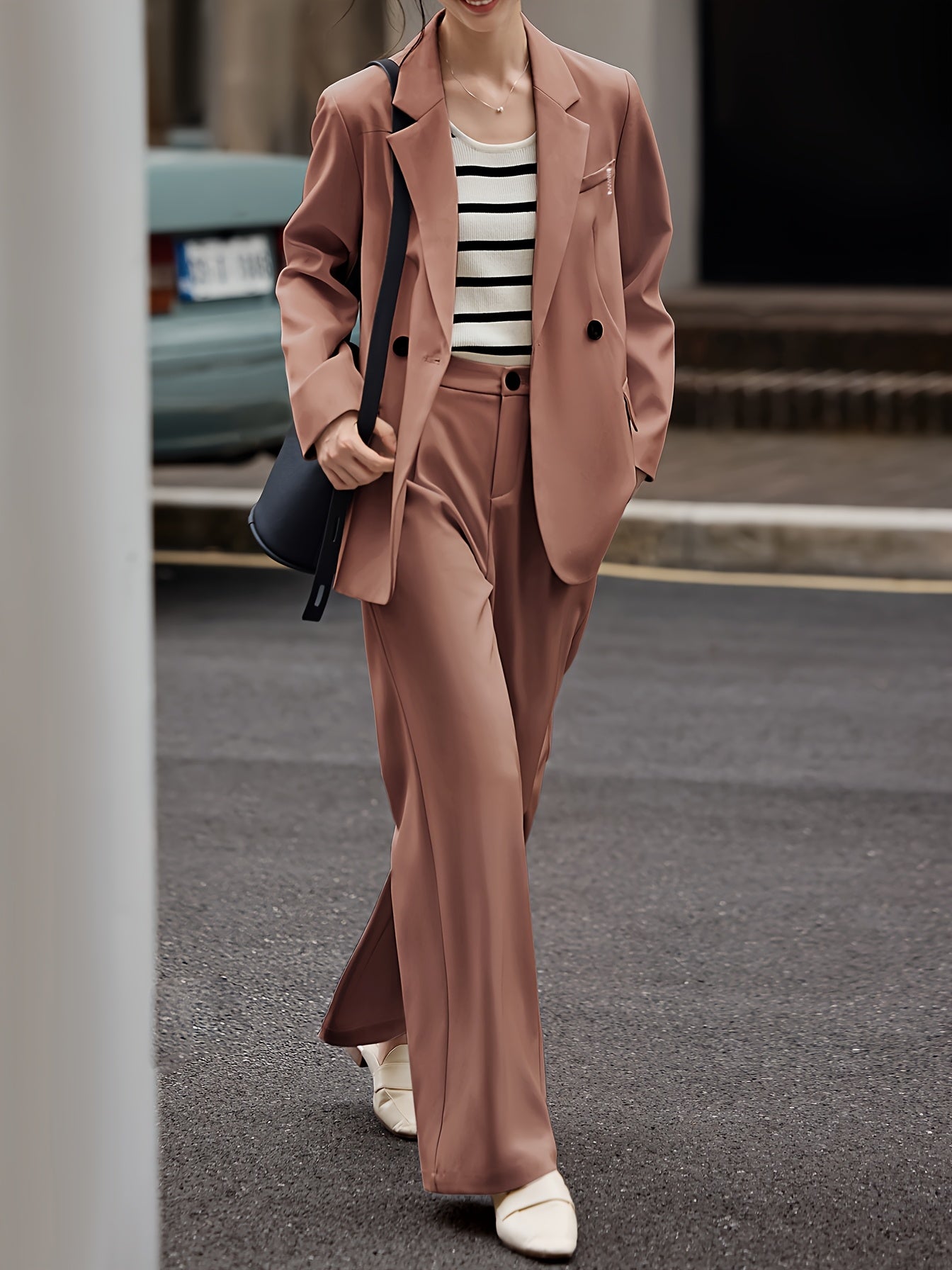 Spring and Autumn New Fashion Commuting Slimming Suit, Simple Commuting Suit