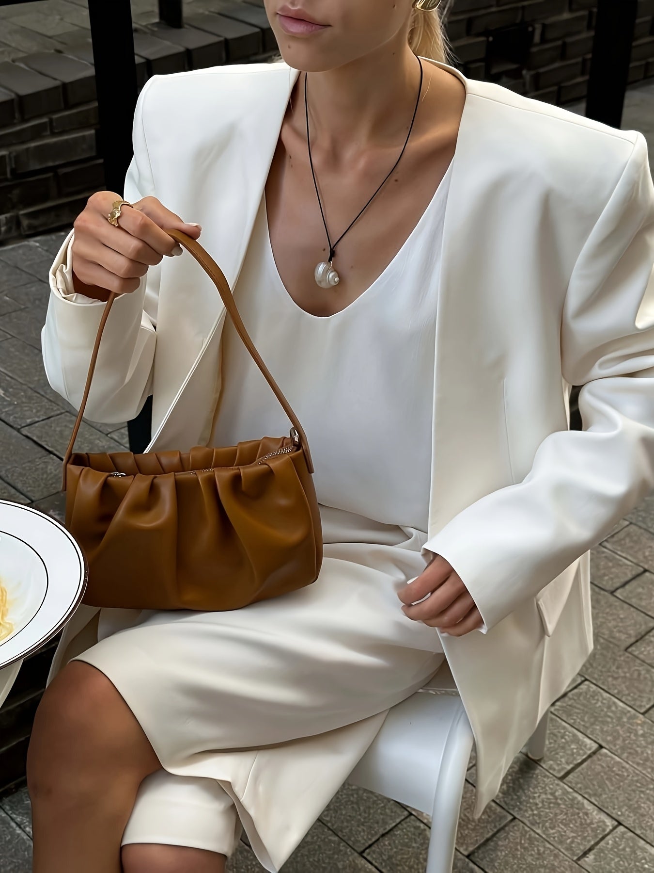 Elegant Women'S Casual Suit - Beige Blazer & Shorts Set with Belt, Perfect for Spring\u002FSummer, Casual Attire|Blazer Shorts Set|Sophisticated Style