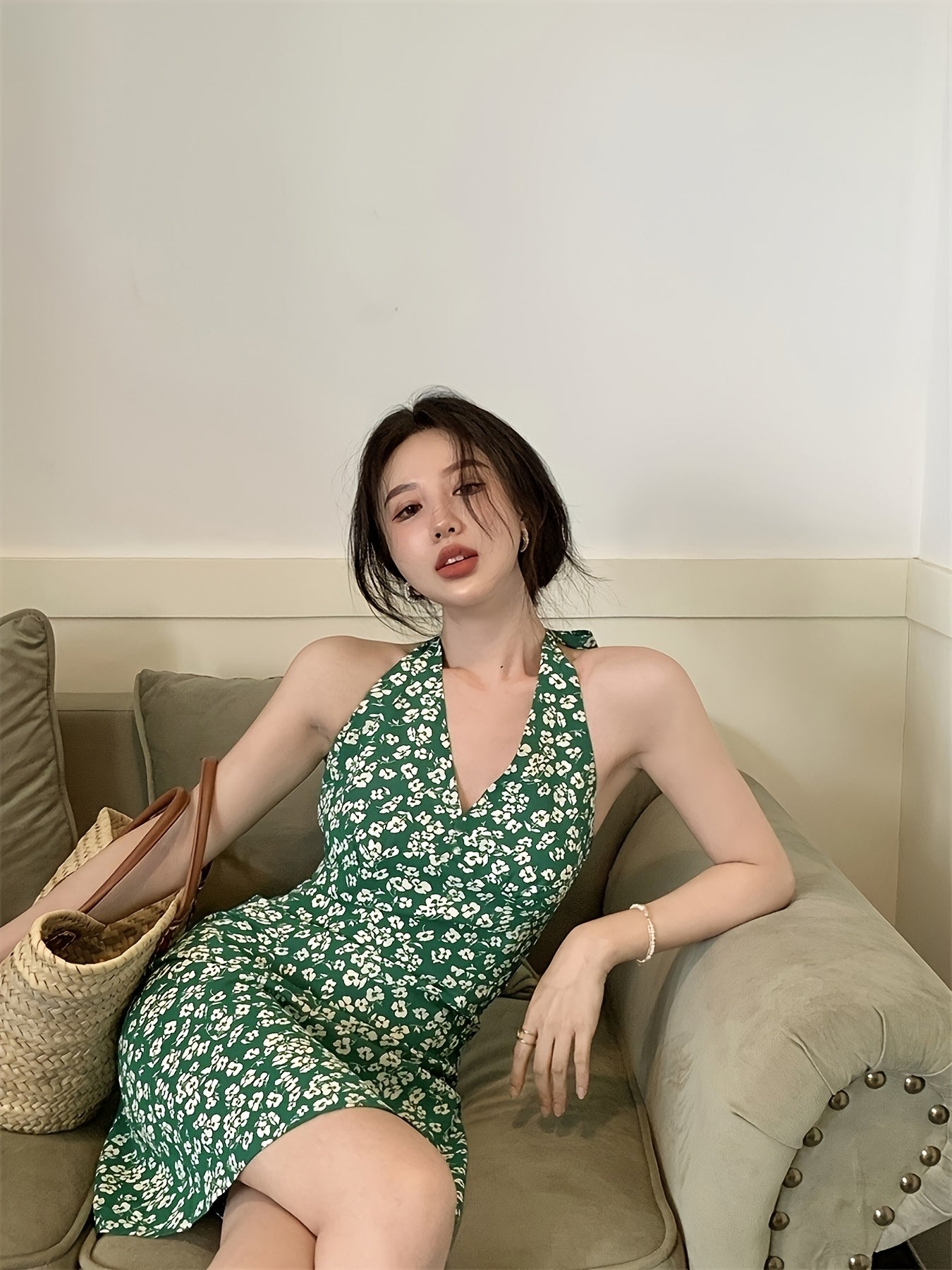 Women'S Light Green Floral Print Sleeveless A-Line Dress - Casual Off-Shoulder Mini Dress with Tie-Back Detail, Summer Chic Retro Style for Casual Attire, Cute Dresses