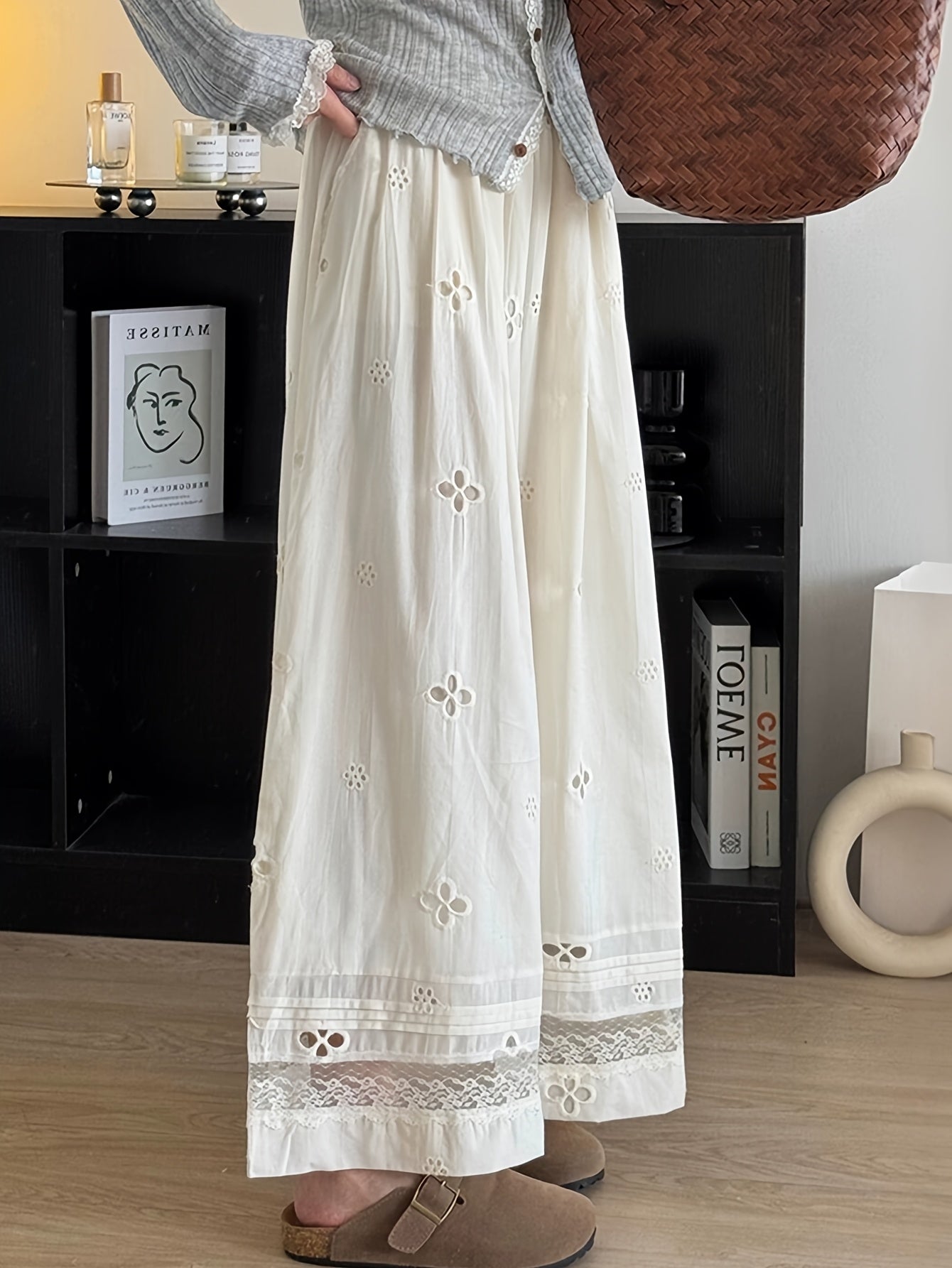 Women'S High-Waist Wide-Leg Lace Pants - Lightweight Summer Casual Trousers with Floral Embroidery & Cut-Out Details, Loose Fit All-Season Comfort for Casual Attire, High Waisted Pants, Comfortable Footwear