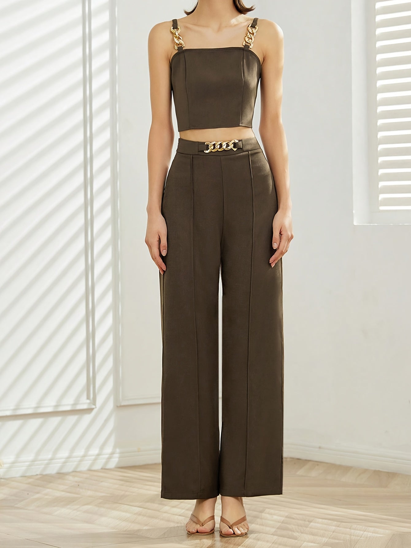 European and American Chic Women'S Beige Casual Chic Two-Piece Set with Chain Detail Camisole and Wide-Leg Pants