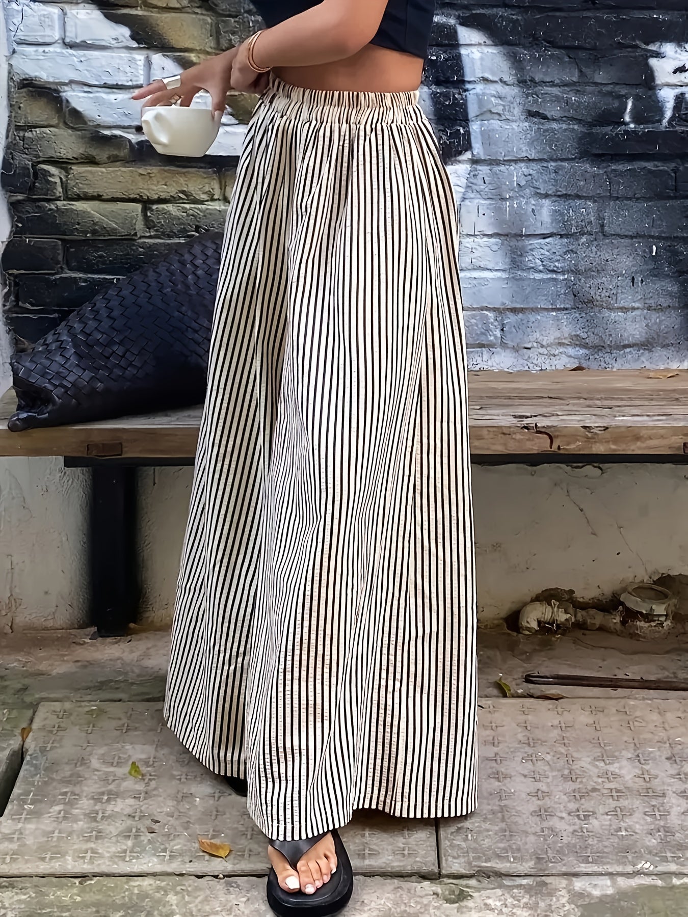 Women'S Striped Casual Wide-Leg Pants with Elastic Waist - Black and White Stripes, Flowing Design for All Seasons, Perfect for Casual Attire