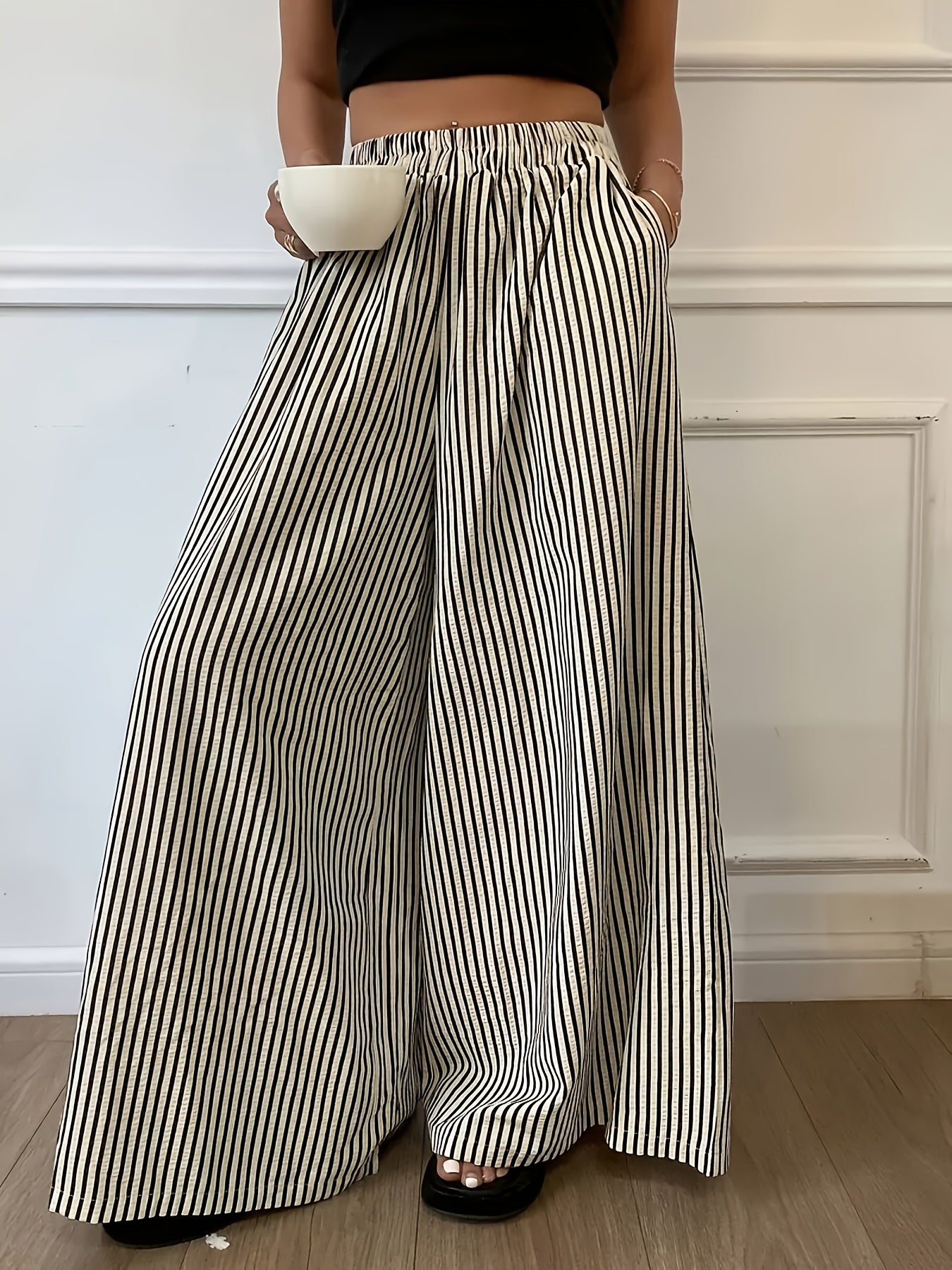 Women'S Striped Casual Wide-Leg Pants with Elastic Waist - Black and White Stripes, Flowing Design for All Seasons, Perfect for Casual Attire