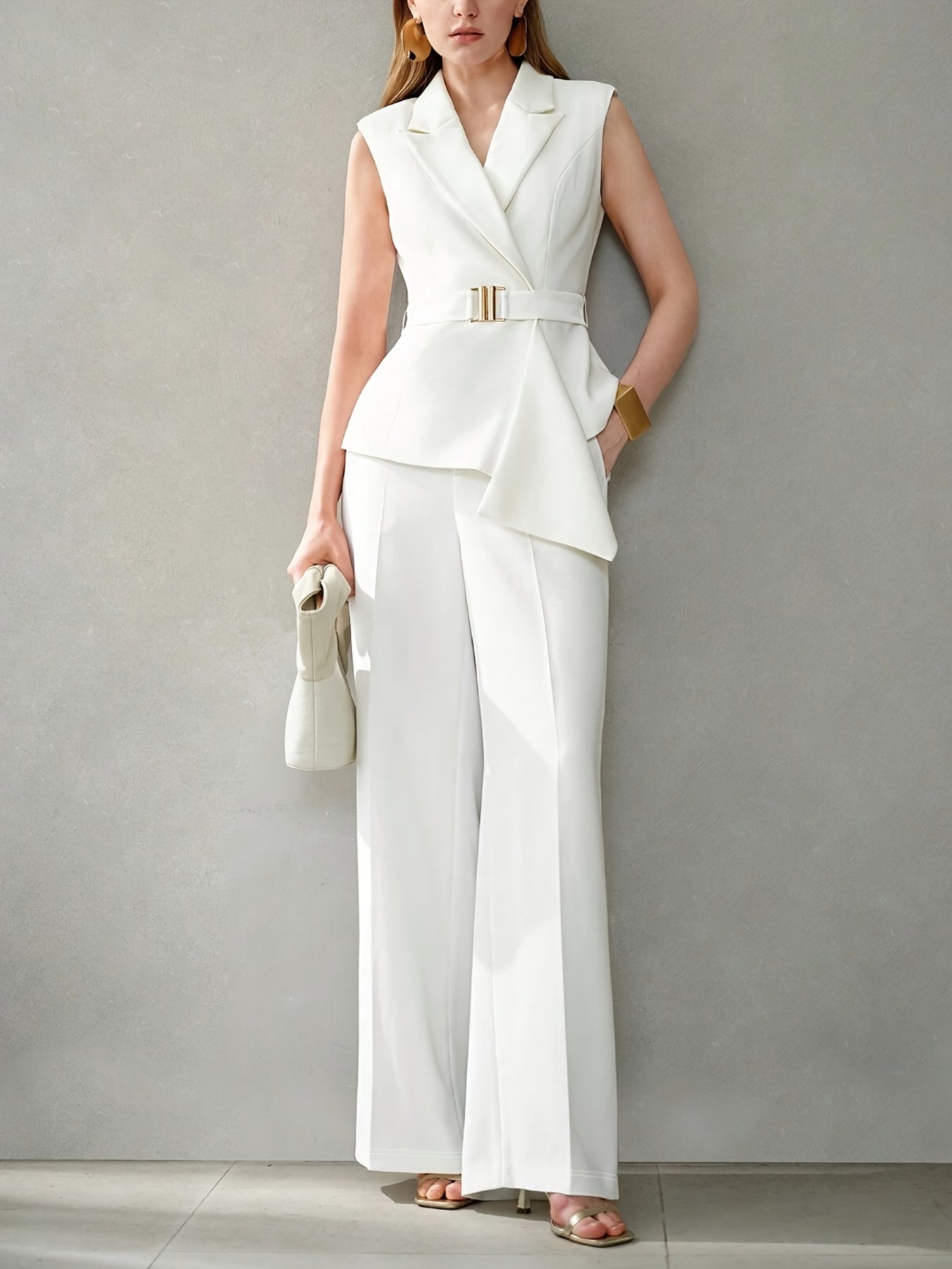Spring And Summer New Women'S Solid Color Elegant Commuter Sleeveless Top Metal Button Pants Suit