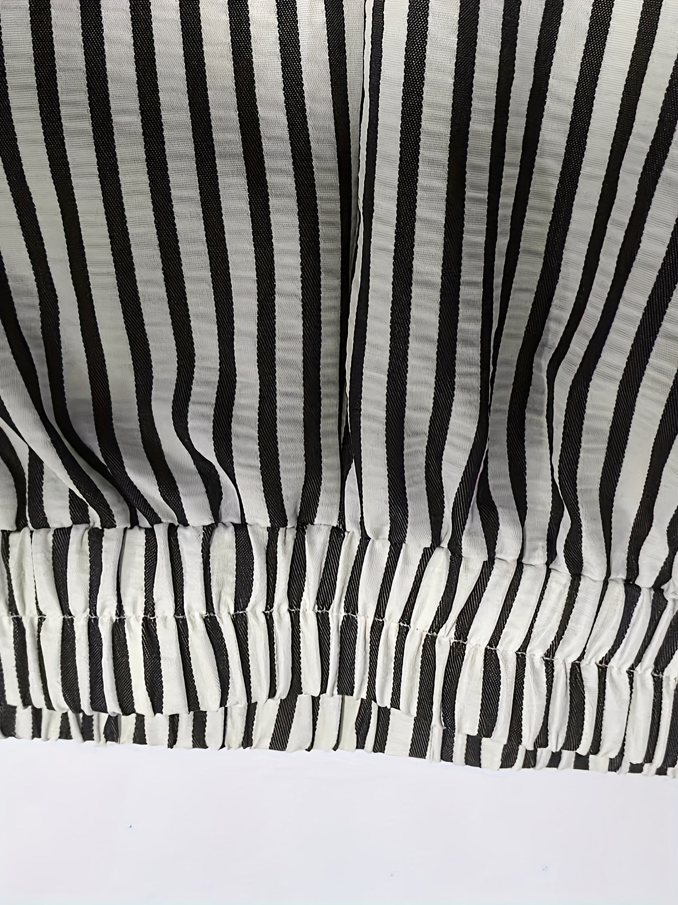 Women'S Striped Casual Wide-Leg Pants with Elastic Waist - Black and White Stripes, Flowing Design for All Seasons, Perfect for Casual Attire