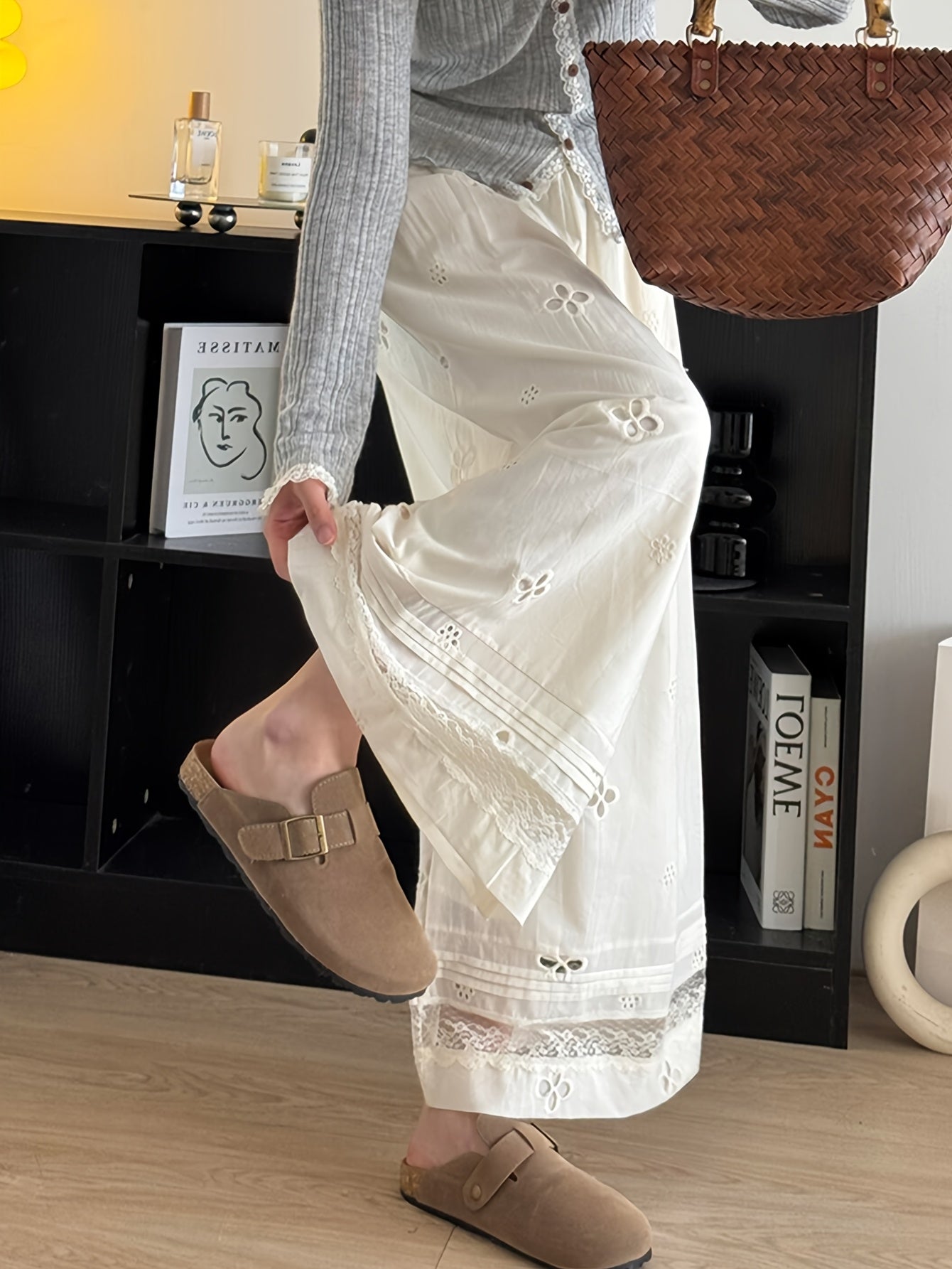 Women'S High-Waist Wide-Leg Lace Pants - Lightweight Summer Casual Trousers with Floral Embroidery & Cut-Out Details, Loose Fit All-Season Comfort for Casual Attire, High Waisted Pants, Comfortable Footwear