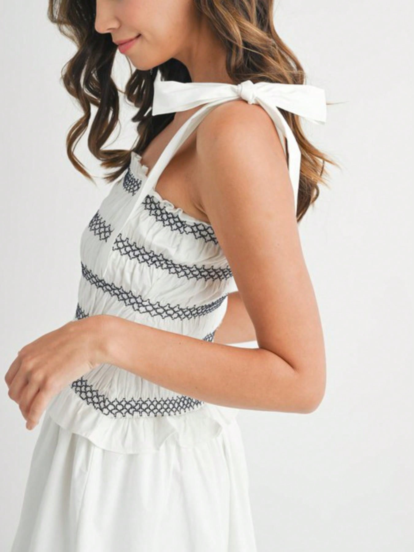 Womens Casual Summer Romantic Chic Smocked Striped Bow Shoulder Midi Dress White Square Neck Sleeveless Flared Skirt Light Airy Beach Vacation Party Sundress