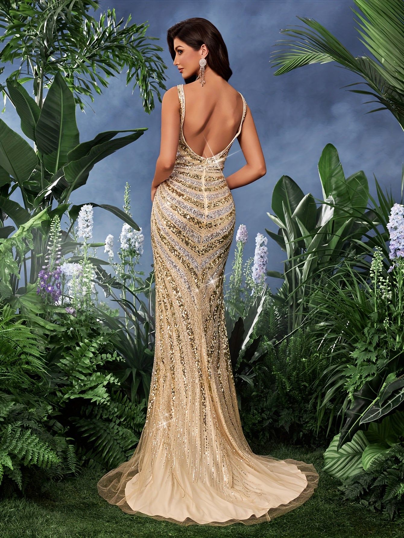 Elegant Deep V-Neck Sleeveless Mermaid Evening Gown with High Slit - Long Formal Party Dress for Women, Solid Color, Bodycon Fit, Perfect for Weddings, Galas & Special Occasions, Wedding Guest Attire | Highslit Design | Sleek Silhouette