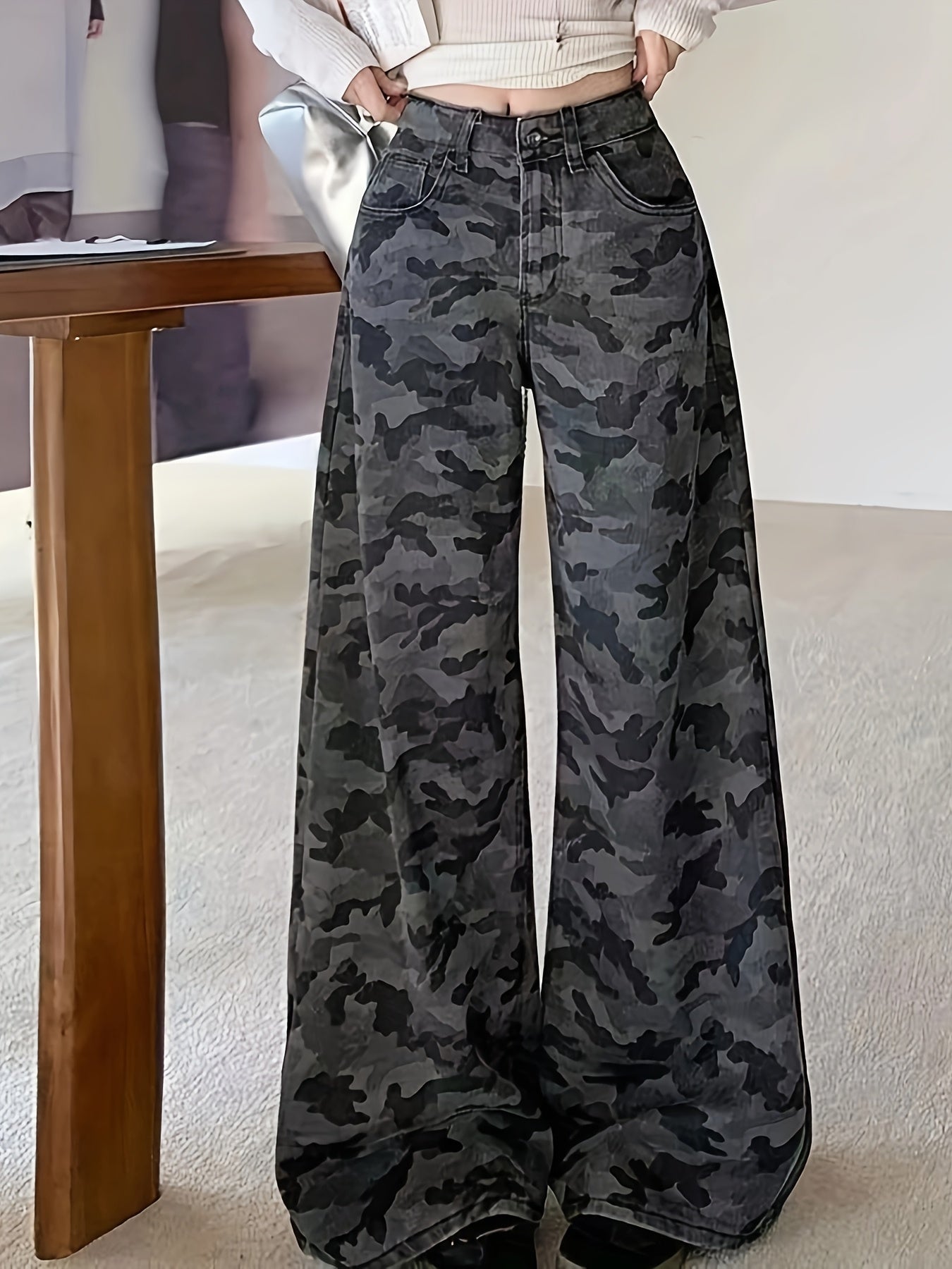 Women's Korean Street Style Camo Jeans - Relaxed Fit Straight-Leg High-Waisted Pants with Button Closure, Machine Washable Autumn\u002FWinter Casual Trousers for Everyday Outfits